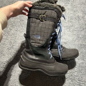 The North Face Women's Black and Blue Winter Boots